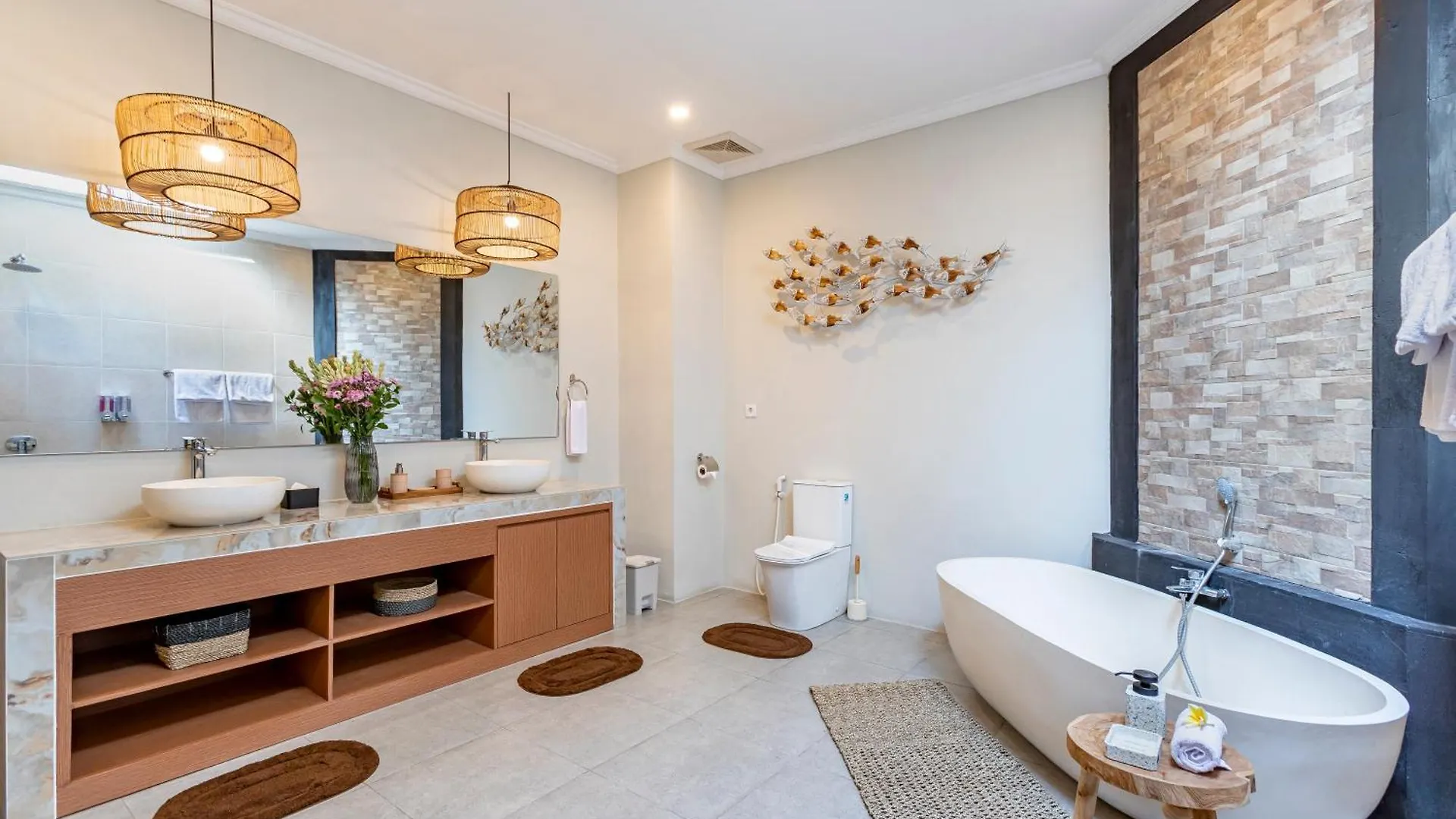 Viona 3 Villa - 3 Bdr Villa, Walk To The Beach Seminyak