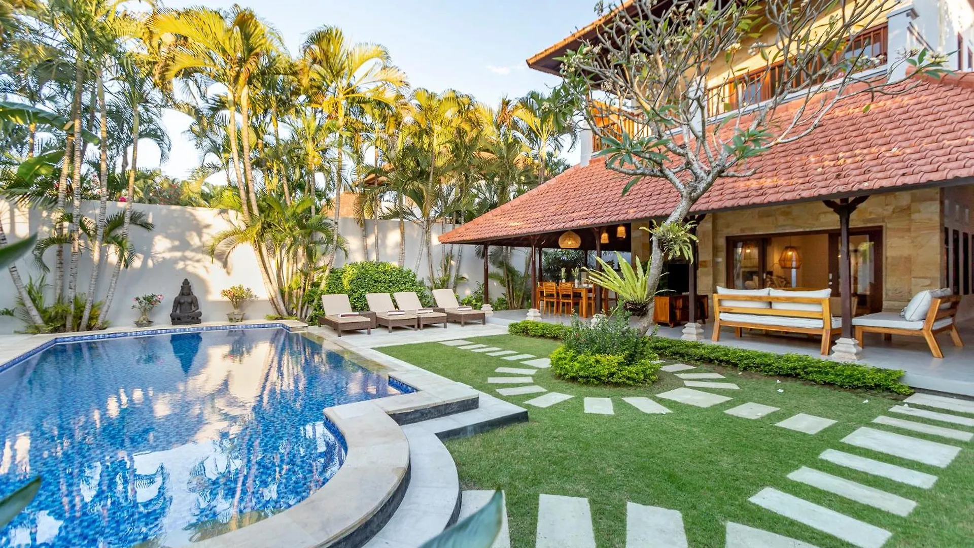 Viona 3 Villa - 3 Bdr Villa, Walk To The Beach Seminyak 0*,