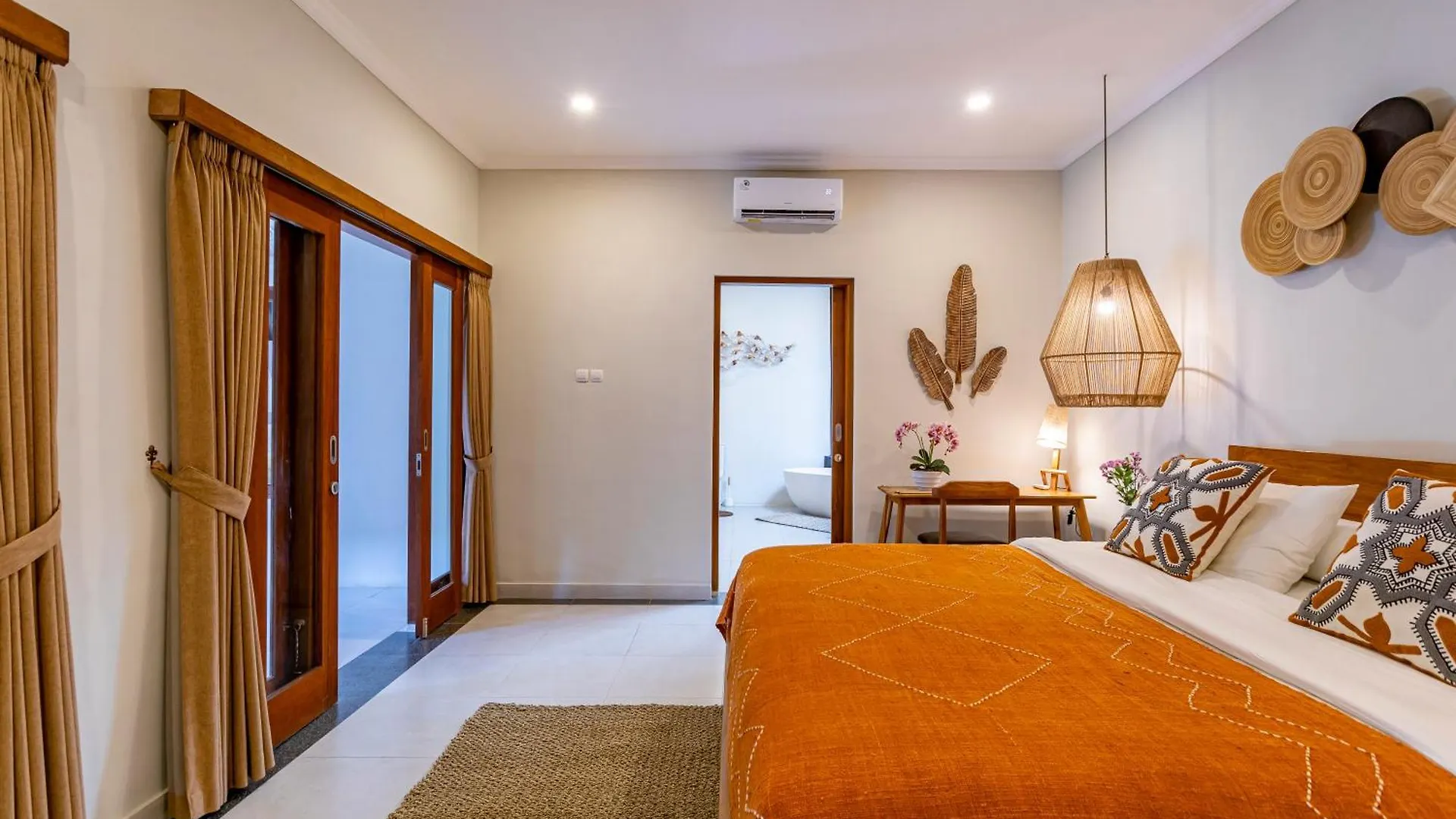 Viona 3 Villa - 3 Bdr Villa, Walk To The Beach Seminyak