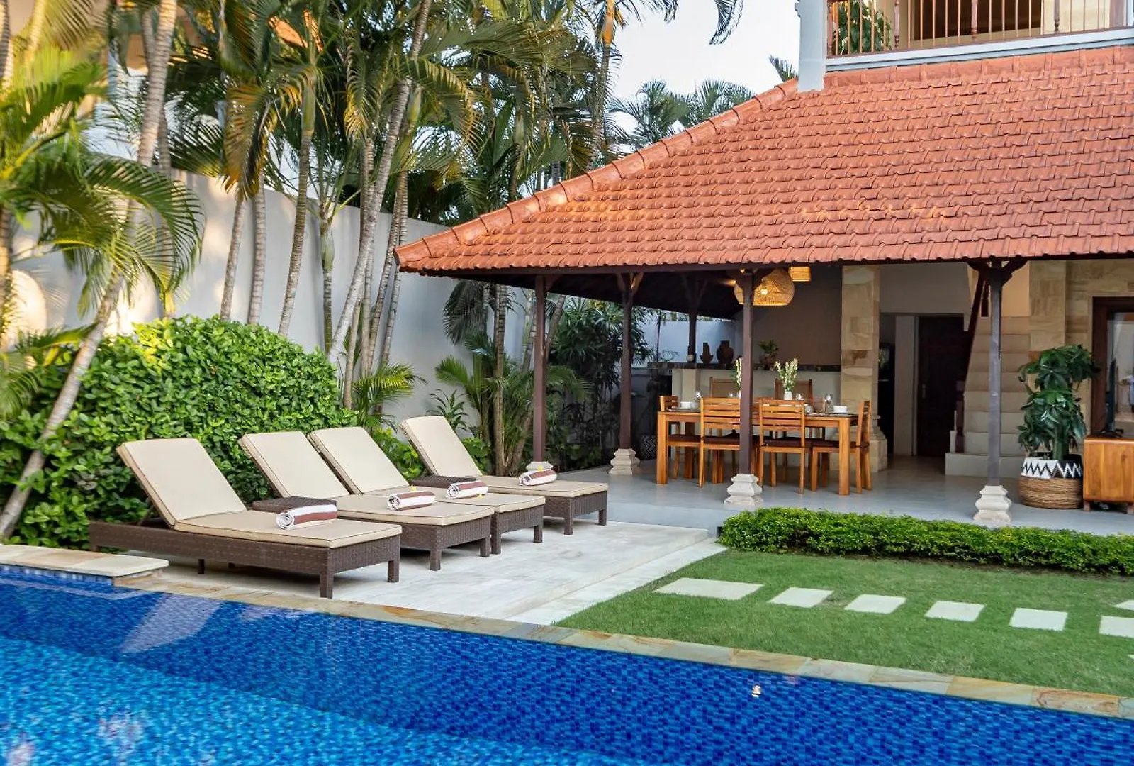 Viona 3 Villa - 3 Bdr Villa, Walk To The Beach Seminyak Indonésia