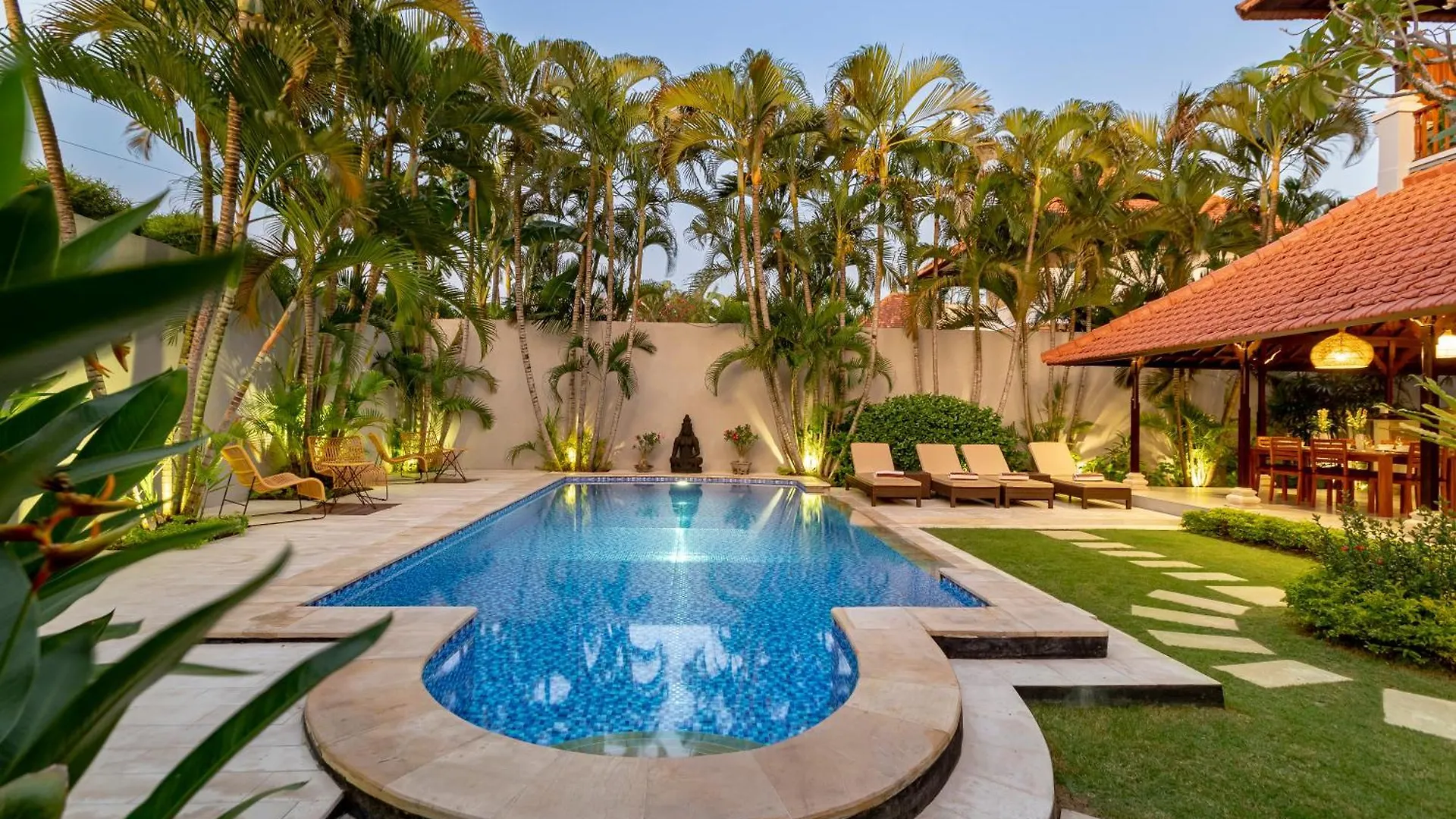 Viona 3 Villa - 3 Bdr Villa, Walk To The Beach Seminyak