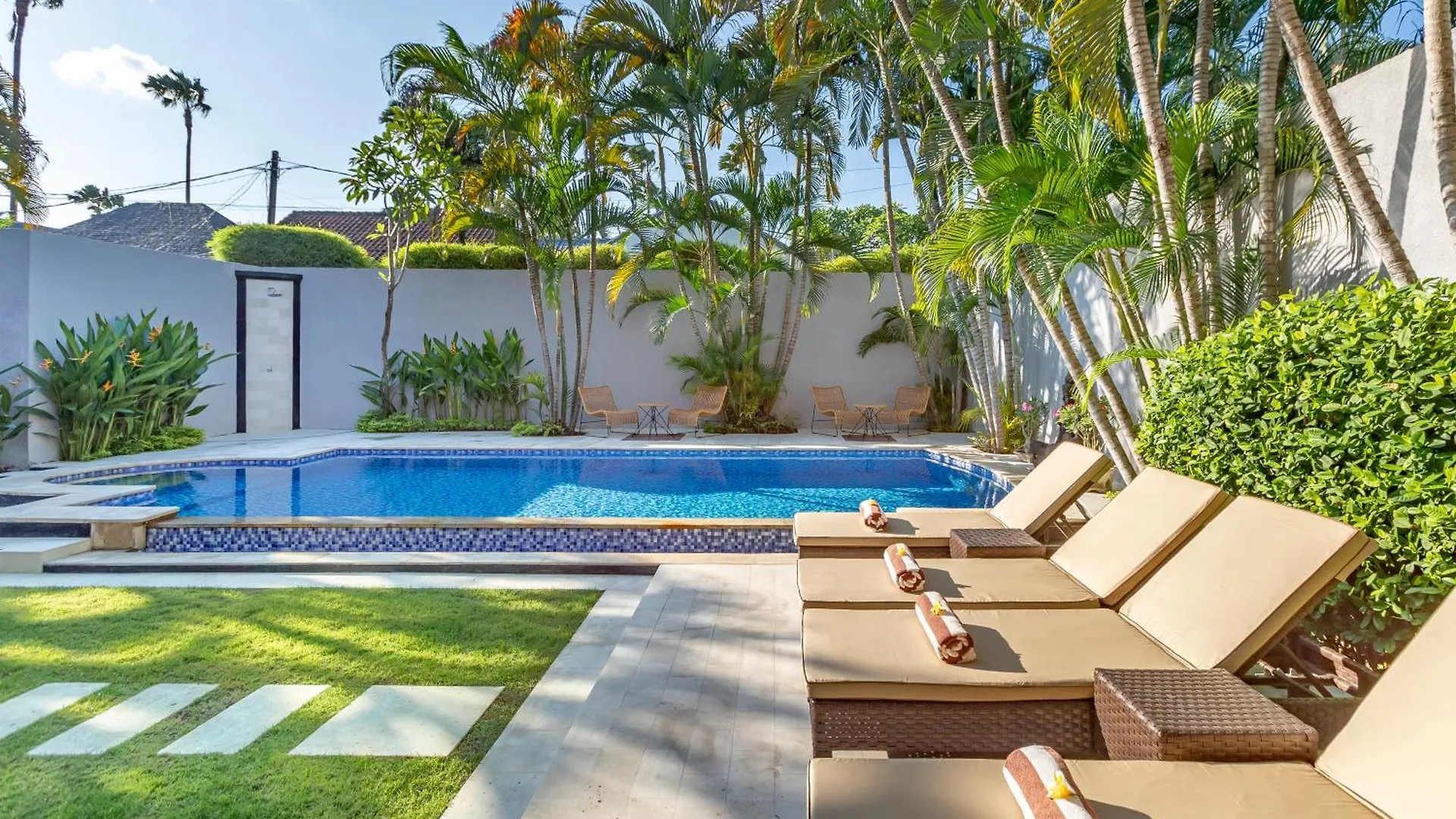 Viona 3 Villa - 3 Bdr Villa, Walk To The Beach Seminyak 0*,