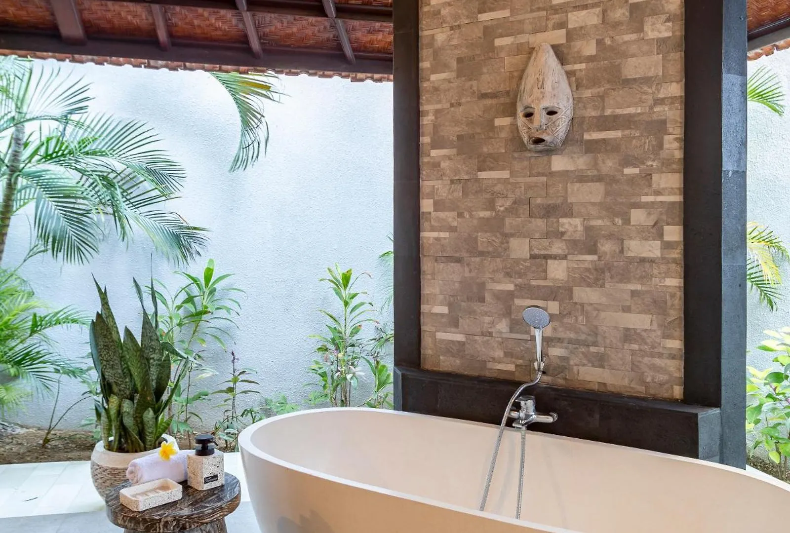 Viona 3 Villa - 3 Bdr Villa, Walk To The Beach Seminyak 0*,