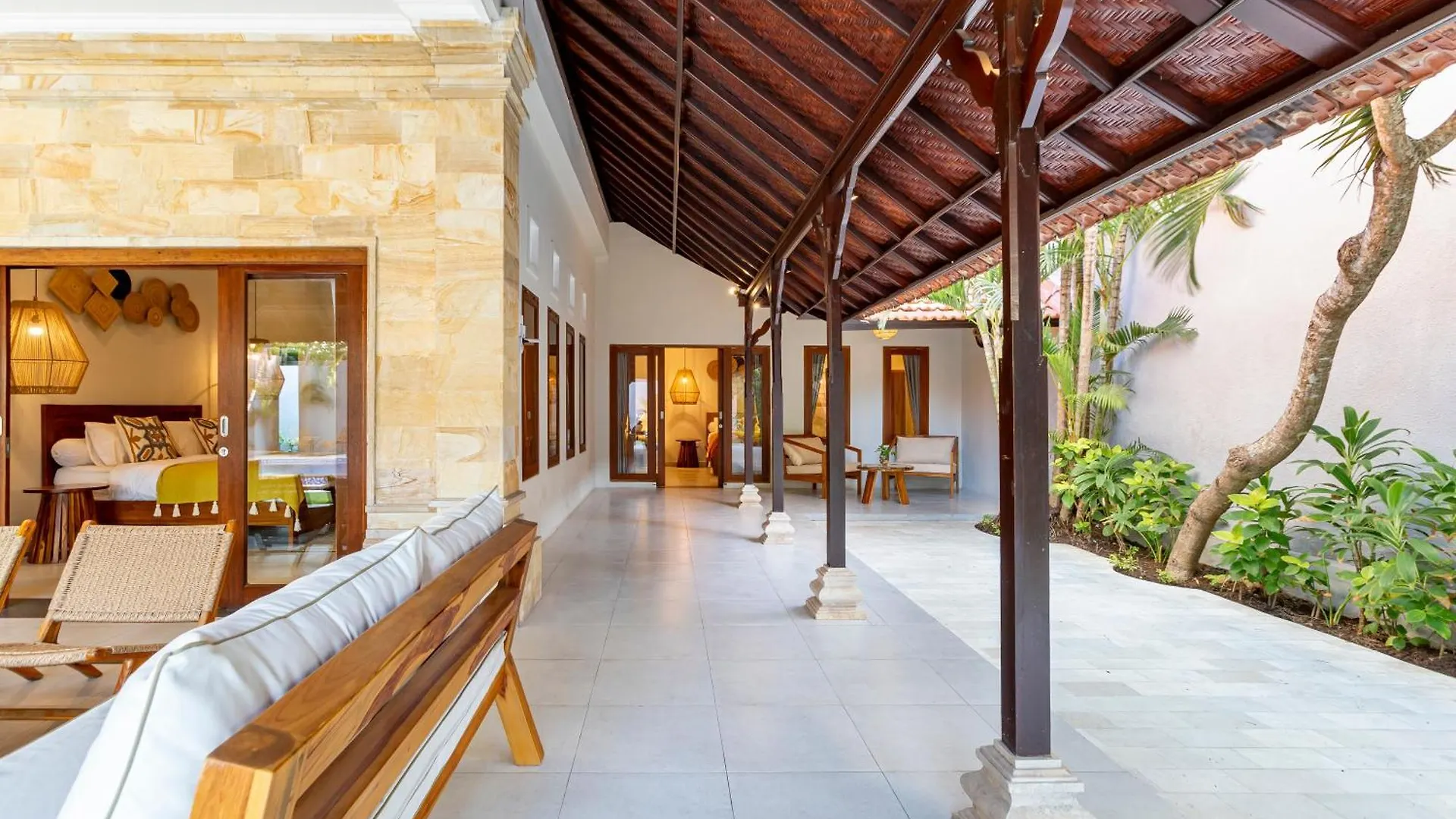 Viona 3 Villa - 3 Bdr Villa, Walk To The Beach Seminyak 0*,  Indonezja
