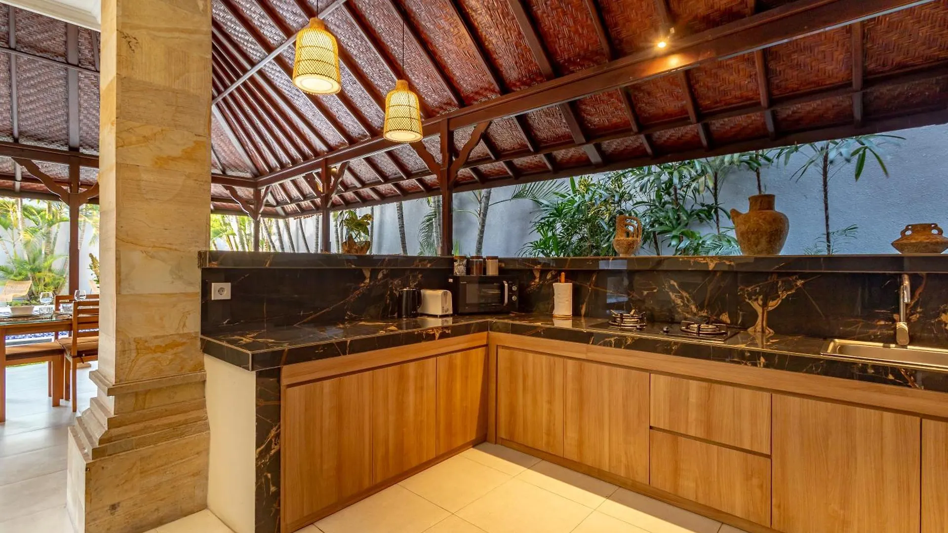 Viona 3 Villa - 3 Bdr Villa, Walk To The Beach Seminyak
